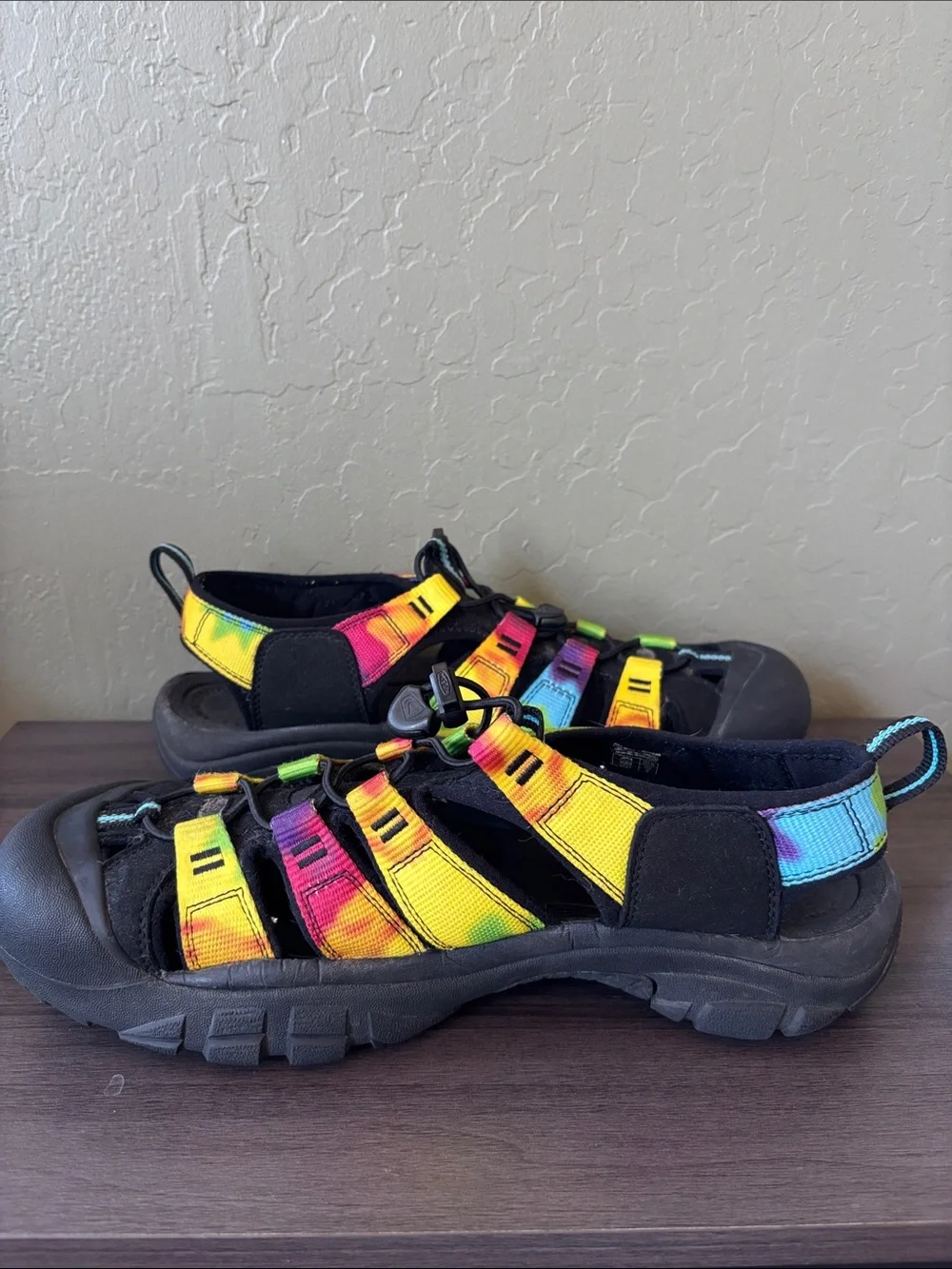 Keen Men's Newport Retro Tie Dye Water Sport Sandal Size 11 PR 3